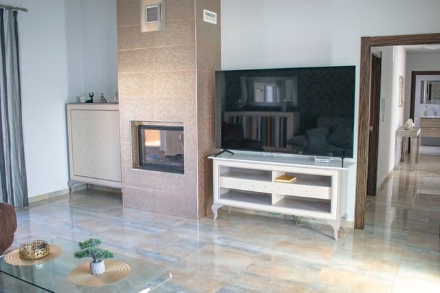 4 bedroom Villa for sale in Torre de la Horadada, Pilar de la Horadada with pool garage - € 595,000 (Ref: 9651349)