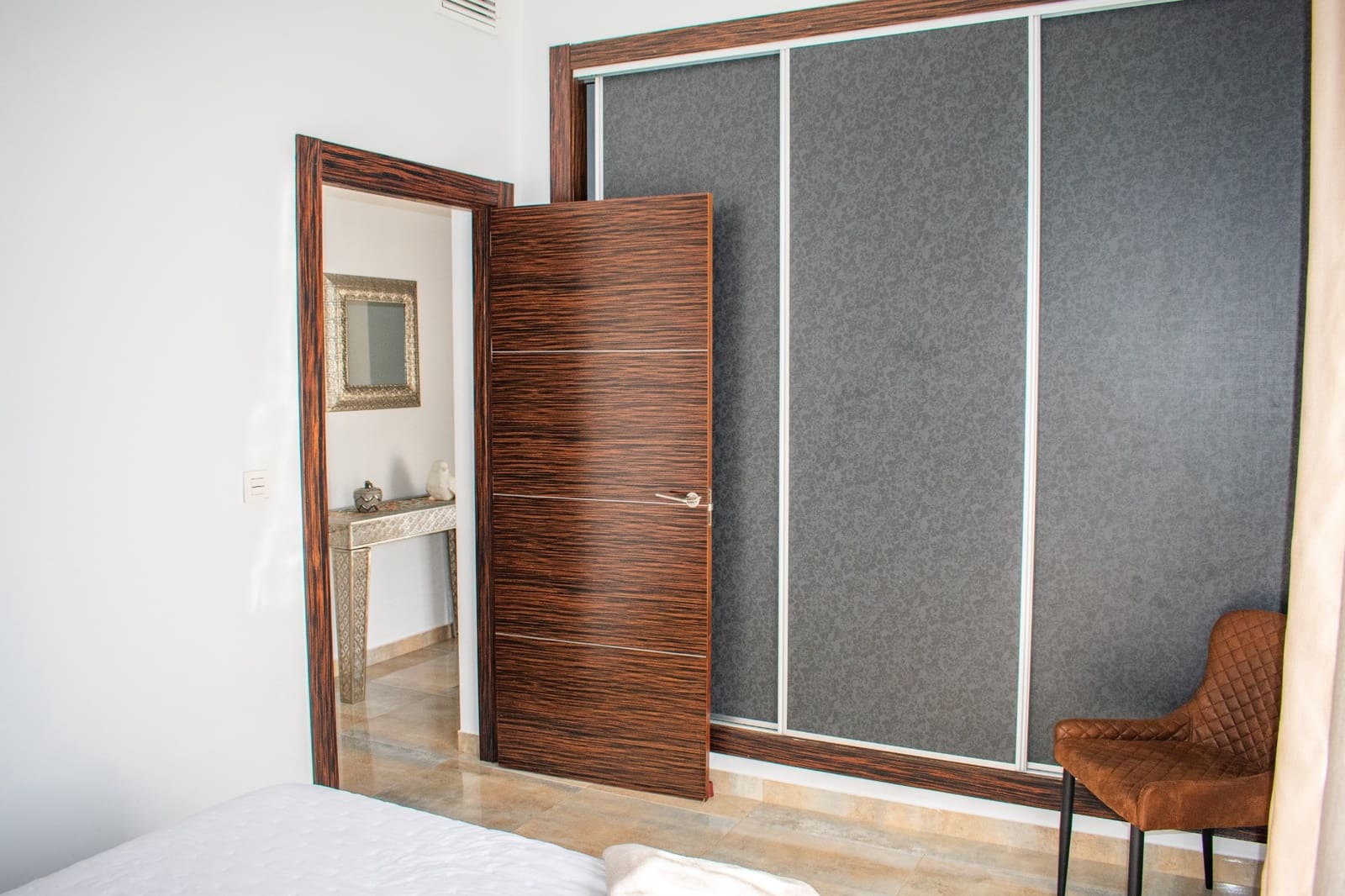 4 bedroom Villa for sale in Torre de la Horadada with pool garage - € 595,000 (Ref: 9651349)