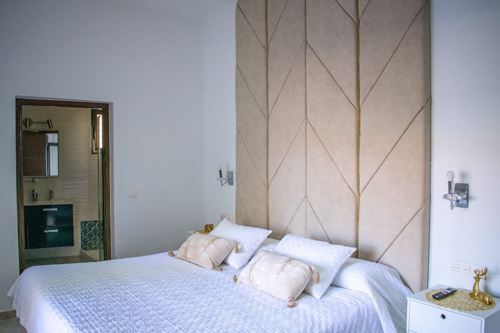 4 bedroom Villa for sale in Torre de la Horadada with pool garage - € 595,000 (Ref: 9651349)