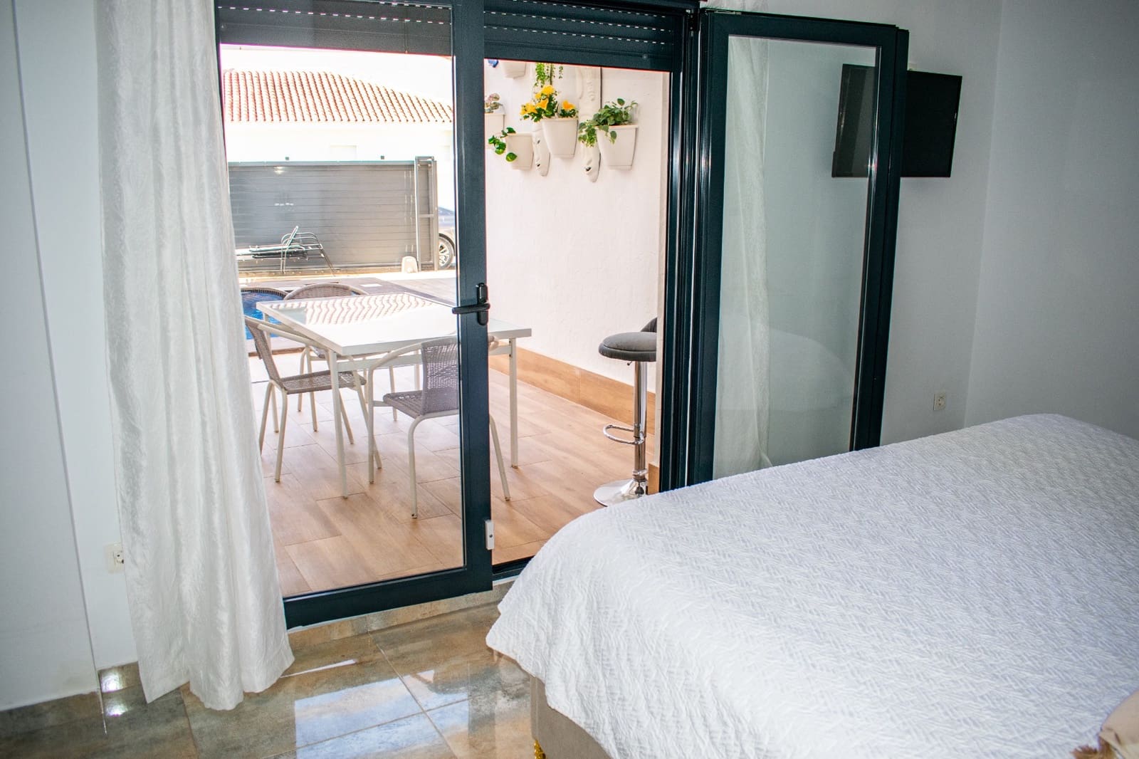 4 bedroom Villa for sale in Torre de la Horadada with pool garage - € 595,000 (Ref: 9651349)