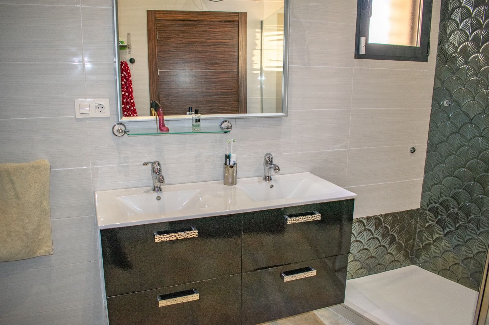 4 bedroom Villa for sale in Torre de la Horadada with pool garage - € 595,000 (Ref: 9651349)