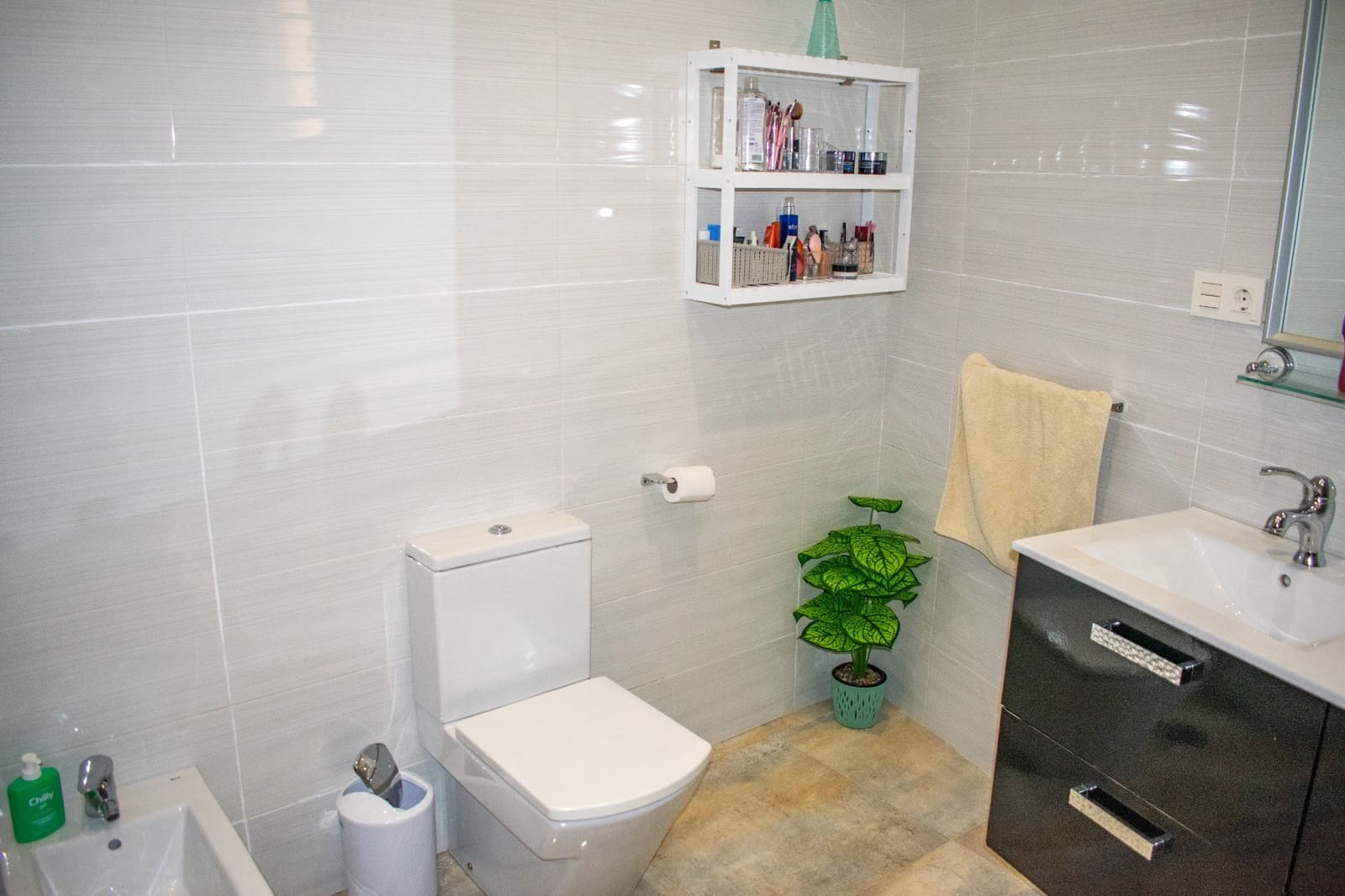 4 bedroom Villa for sale in Torre de la Horadada with pool garage - € 595,000 (Ref: 9651349)