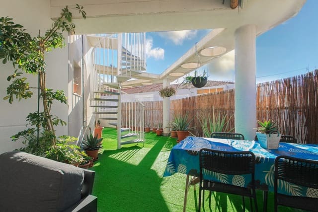 3 soverom Penthouse til salgs i Carolinas Altas, Alicante by - € 299 000 (Ref: 9651364)