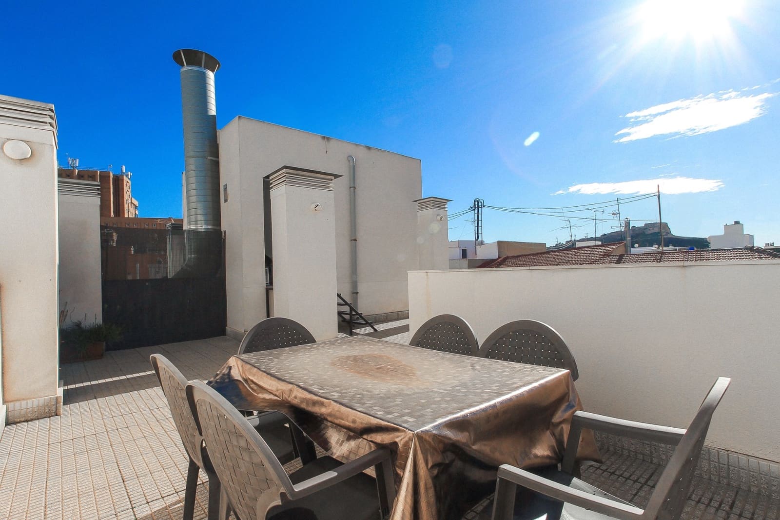 3 soverom Penthouse til salgs i Alicante by - € 299 000 (Ref: 9651364)
