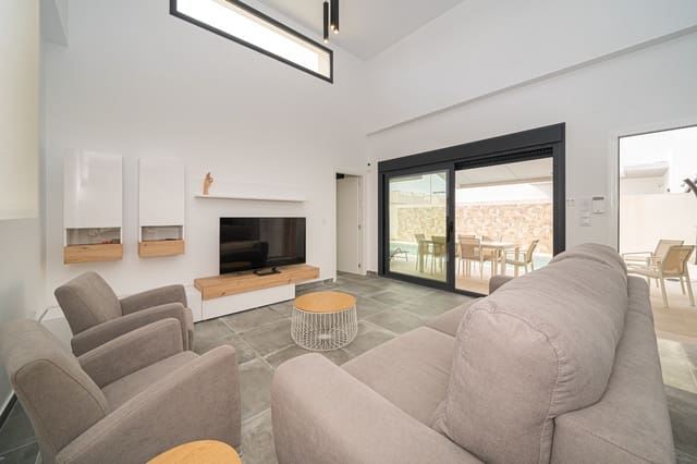 3 sypialnia Willa na sprzedaż w Daya Nueva z basenem - 385 000 € (Ref: 9651365)