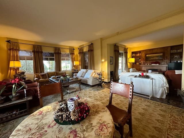 Finca/Casa Rural de 15 habitaciones en Cieza en venta con piscina garaje - 1.300.000 € (Ref: 9654231)