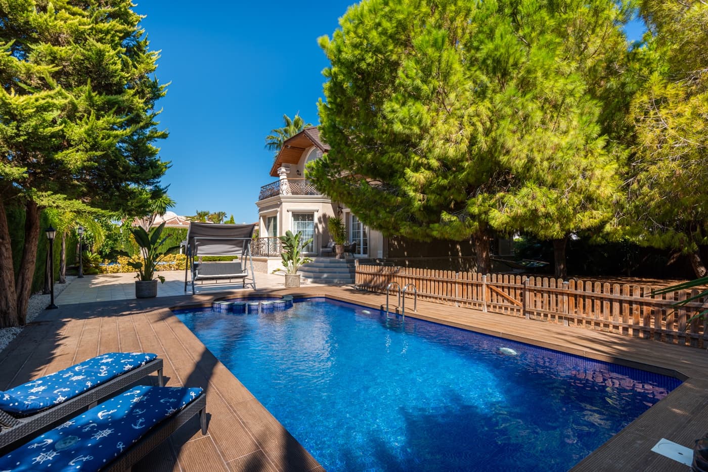 5 soverom Villa til salgs i Dona Pepa med svømmebasseng garasje - € 998 000 (Ref: 9670225)