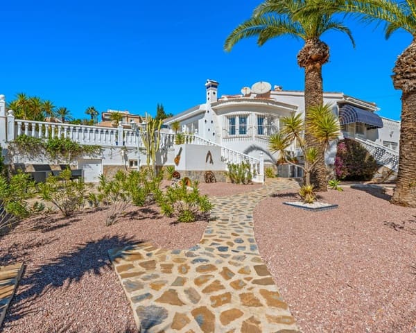 3 sypialnia Willa na sprzedaż w Ciudad Quesada, Rojales z basenem garażem - 599 950 € (Ref: 9670228)