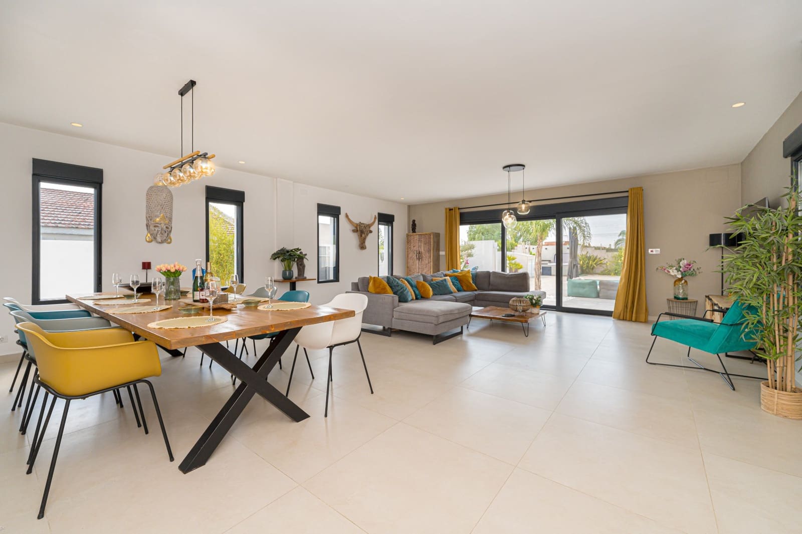 5 Zimmer Villa zu verkaufen in San Fulgencio mit Pool - 795.000 € (Ref: 9670231)