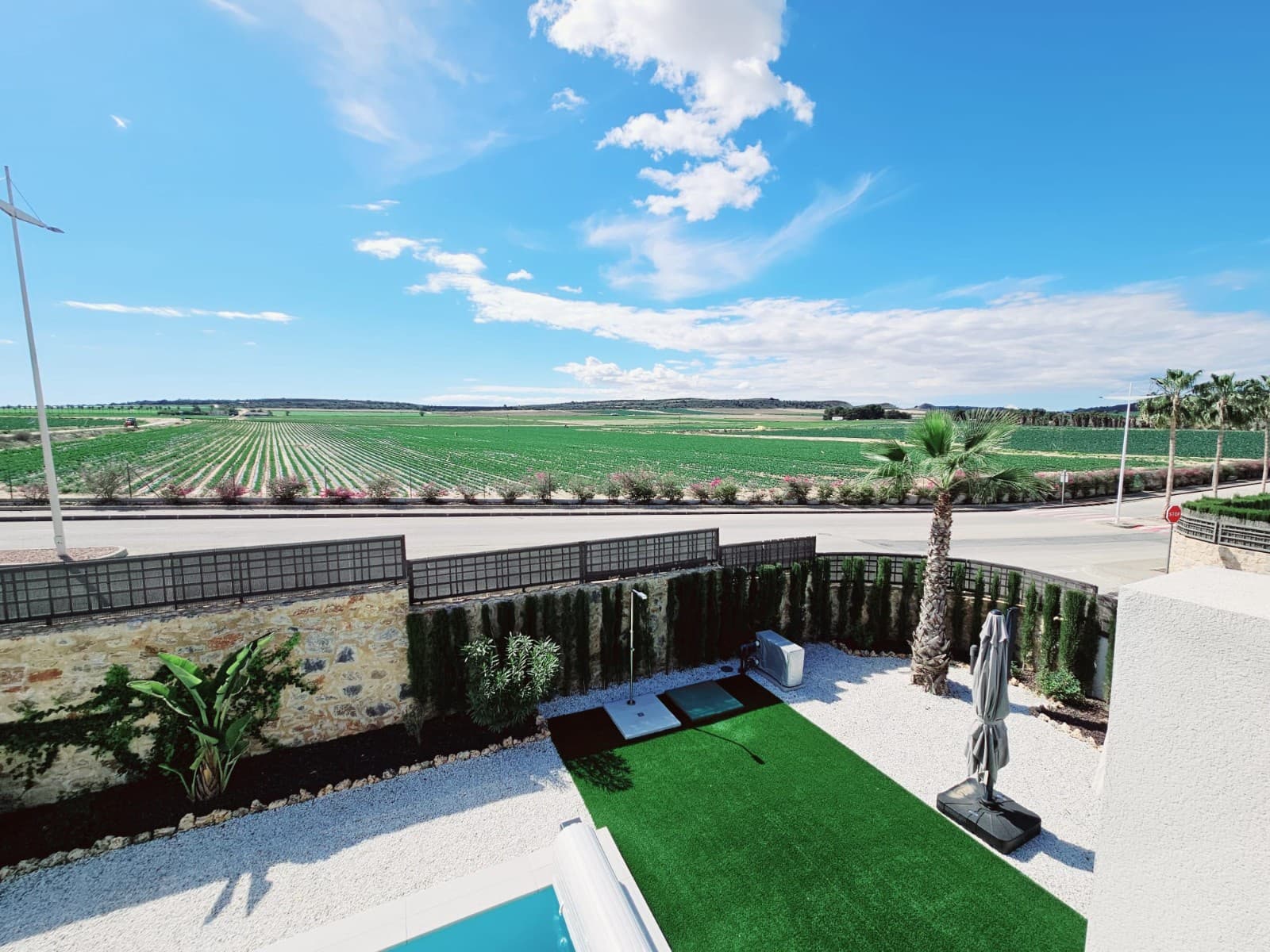 3 soveværelse Villa til salg i Algorfa med swimmingpool - € 560.000 (Ref: 9670232)