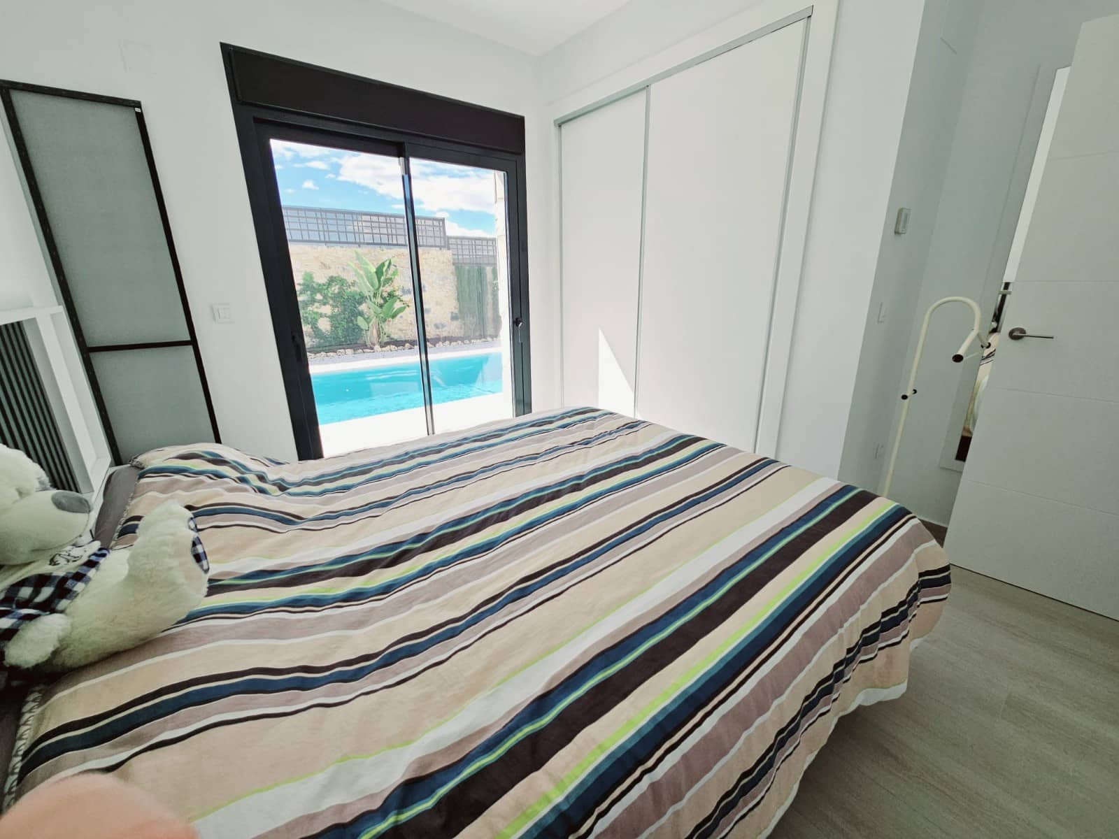 3 soveværelse Villa til salg i Algorfa med swimmingpool - € 560.000 (Ref: 9670232)