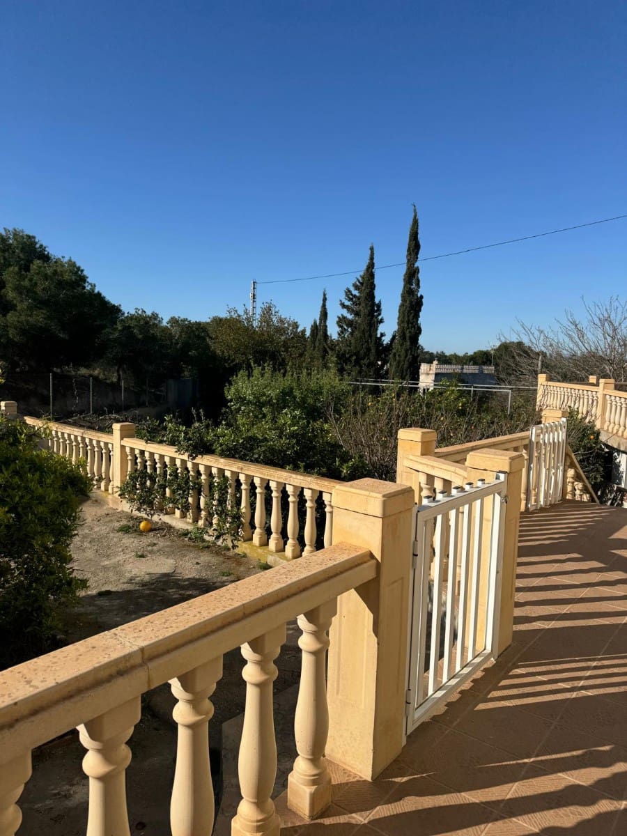 Villa te koop in La Marina met zwembad - € 840.000 (Ref: 9670233)