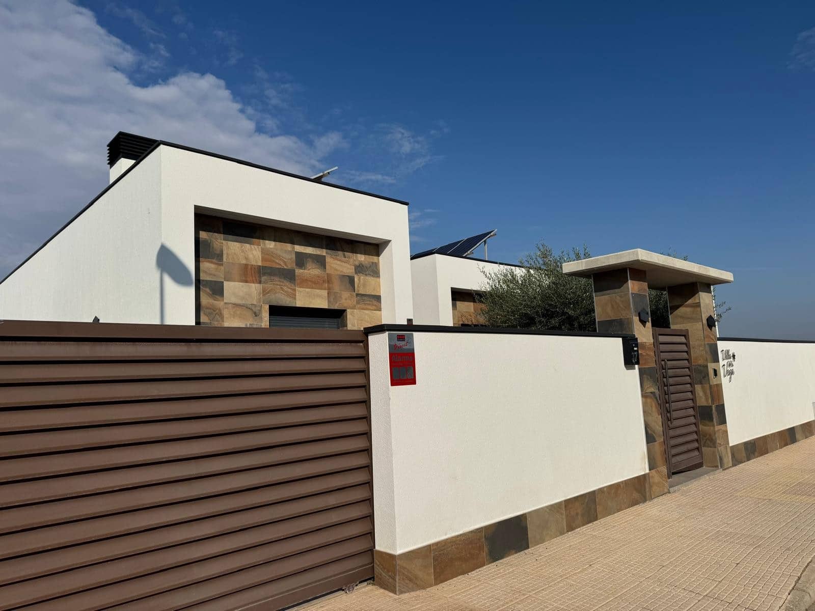 3 Zimmer Villa zu verkaufen in Formentera del Segura mit Pool - 543.000 € (Ref: 9670235)