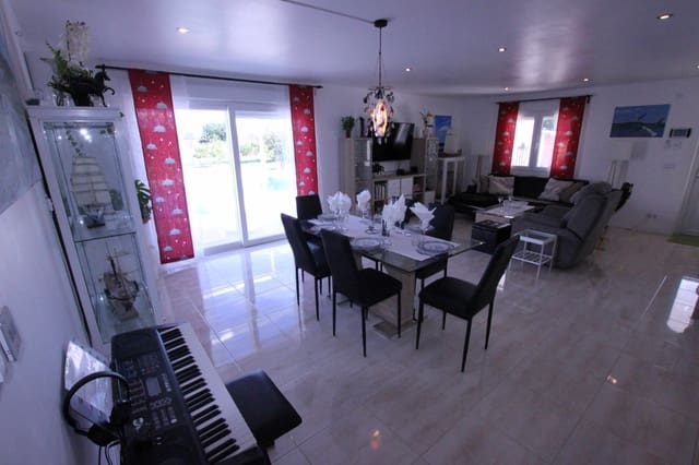 5 sovrum Finca/Hus på landet till salu i Crevillente / Crevillent med pool - 479 000 € (Ref: 9670236)