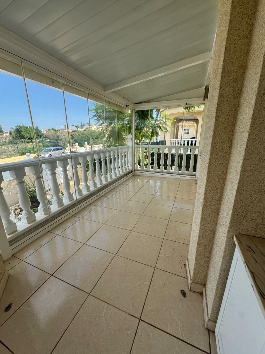 5 soveværelse Villa til salg i Benijofar med swimmingpool - € 300.000 (Ref: 9670237)