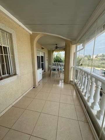 5 bedroom Villa for sale in Benijófar with pool - € 300,000 (Ref: 9670237)