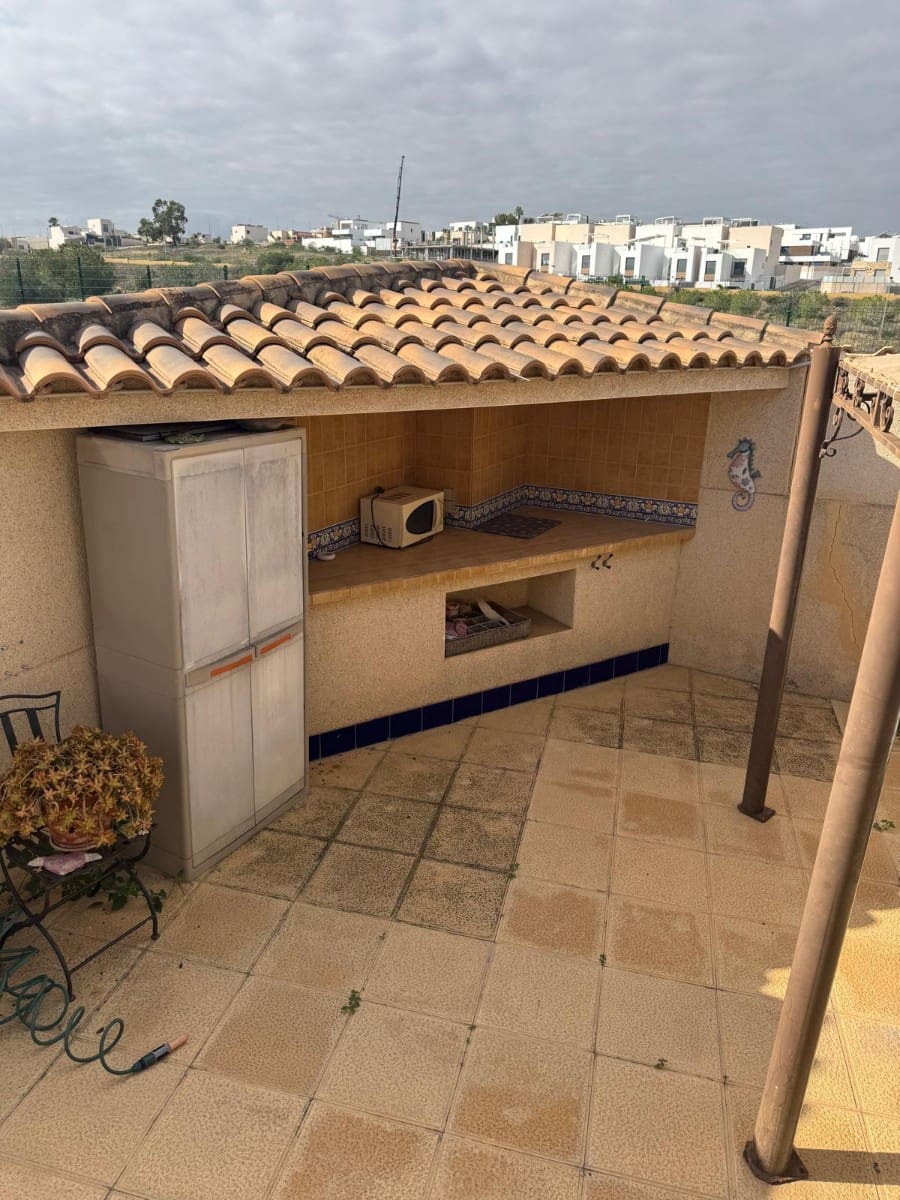 5 soveværelse Villa til salg i Benijofar med swimmingpool - € 300.000 (Ref: 9670237)