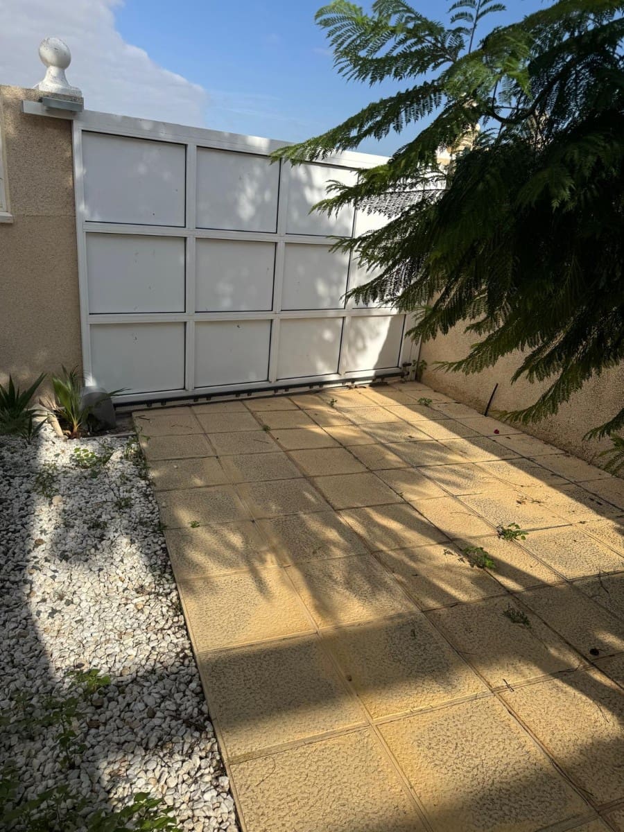 5 soveværelse Villa til salg i Benijofar med swimmingpool - € 300.000 (Ref: 9670237)