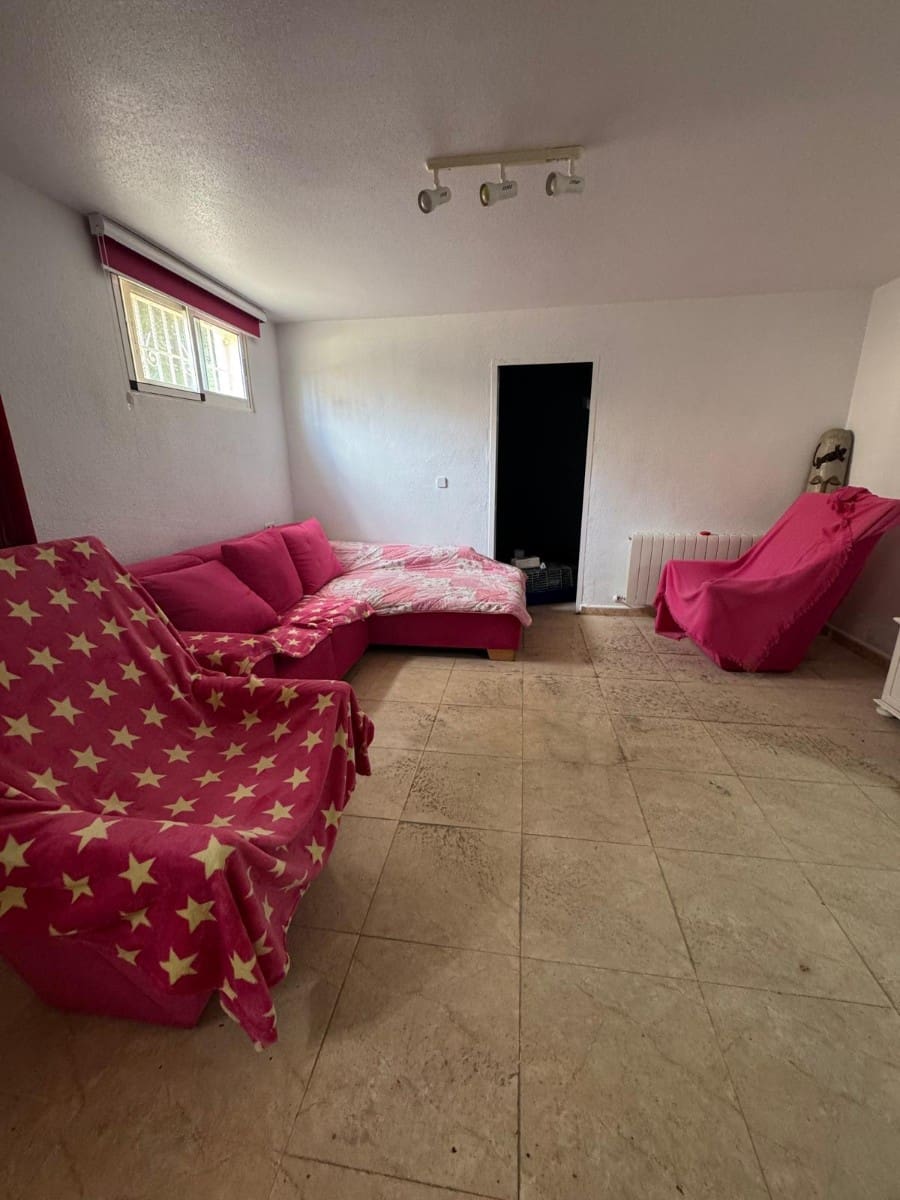 5 soveværelse Villa til salg i Benijofar med swimmingpool - € 300.000 (Ref: 9670237)