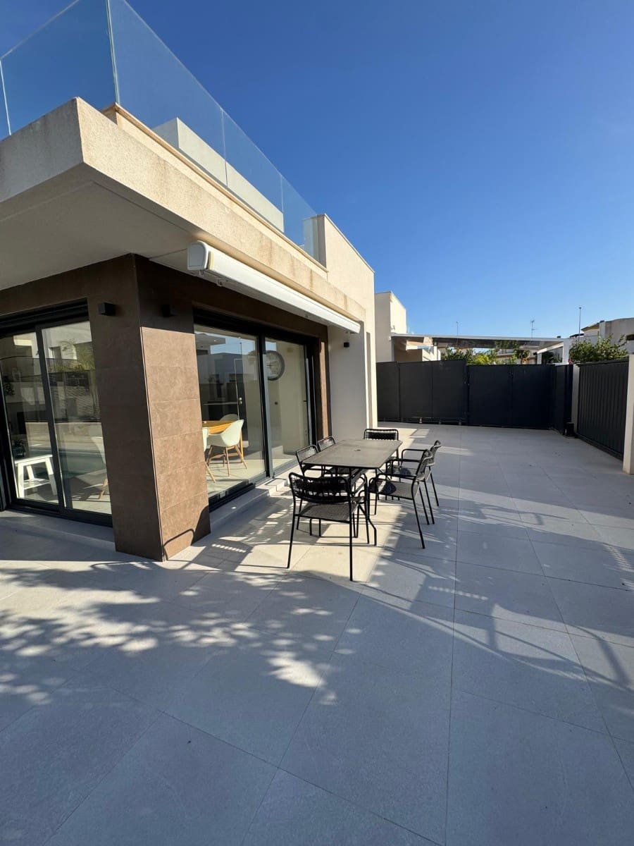 3 chambre Villa/Maison à vendre à San Fulgencio avec piscine - 430 000 € (Ref: 9670238)