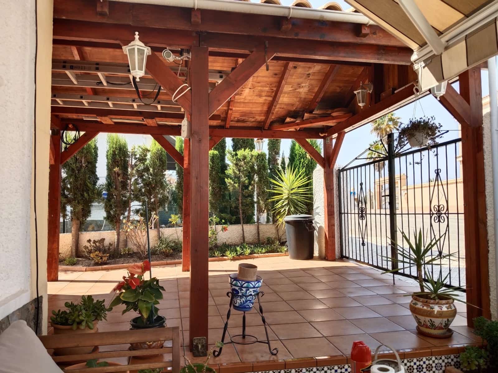 2 Zimmer Villa zu verkaufen in Ciudad Quesada mit Pool - 210.000 € (Ref: 9670246)