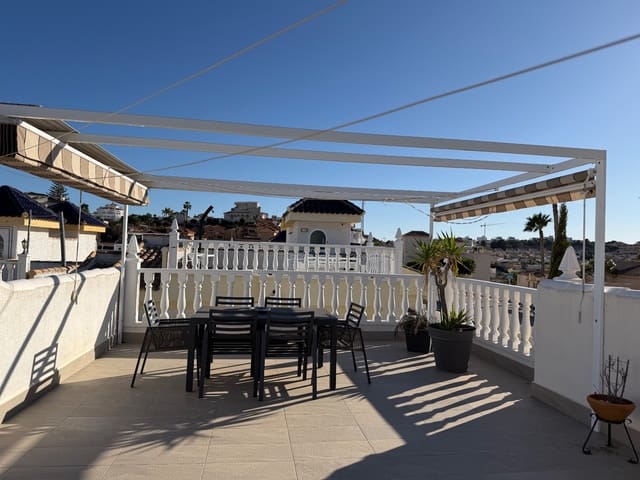 2 bedroom Villa for sale in Ciudad Quesada, Rojales with pool - € 205,000 (Ref: 9670246)