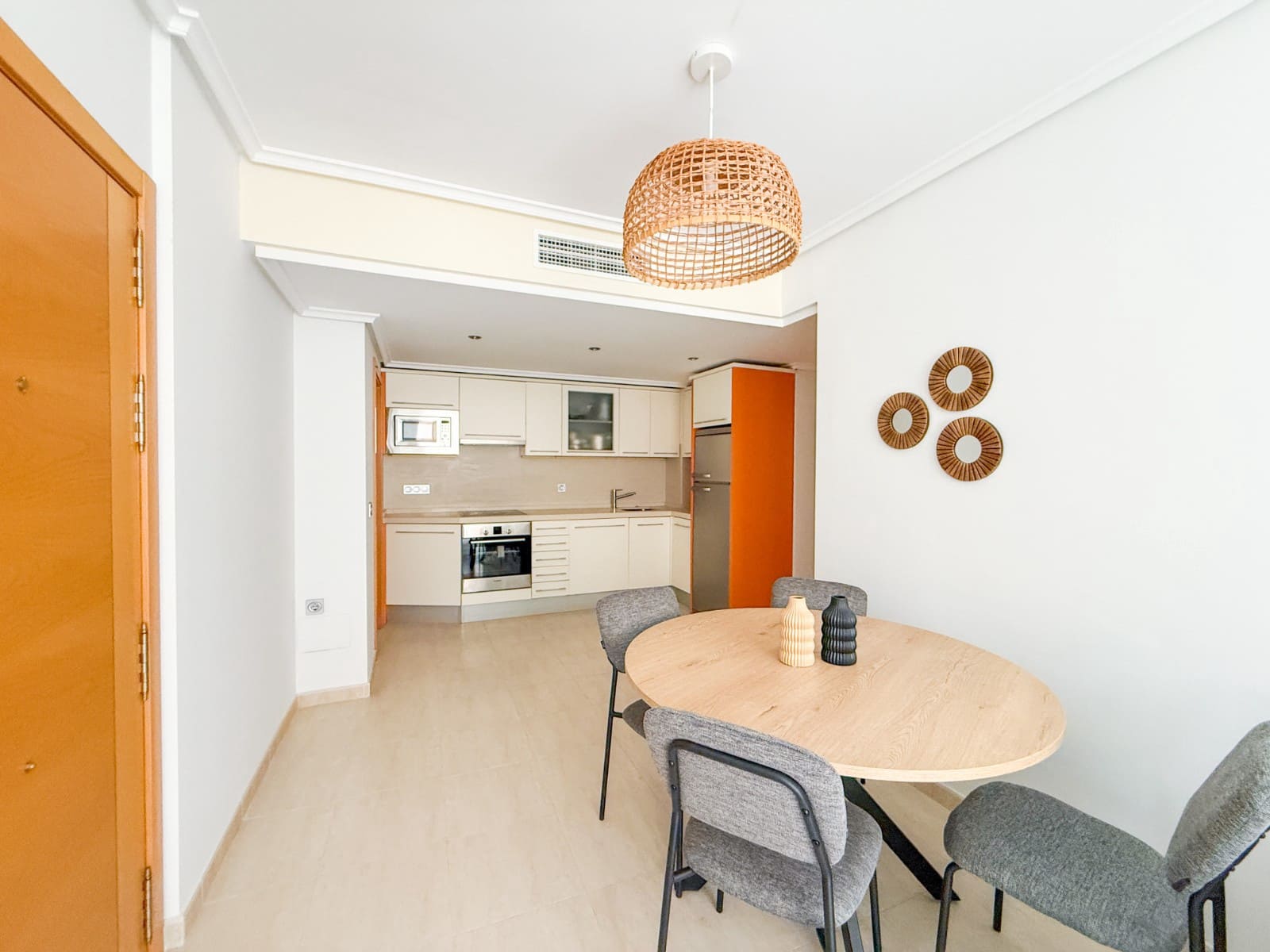 2 bedroom Beach Apartment for sale in Aguilas - € 181,000 (Ref: 9670255)