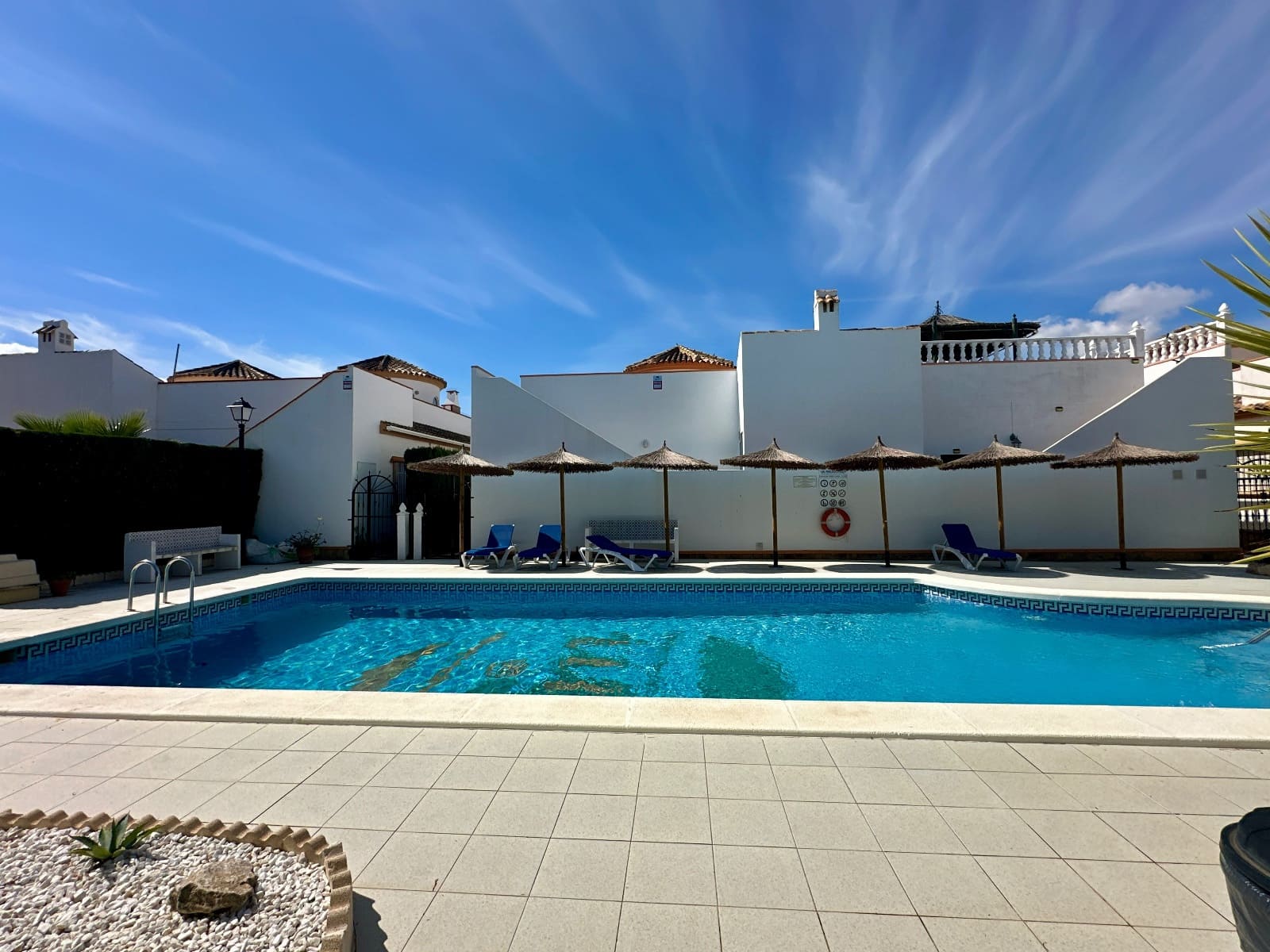 3 quarto Moradia para venda em El Raso com piscina - 220 000 € (Ref: 9679622)