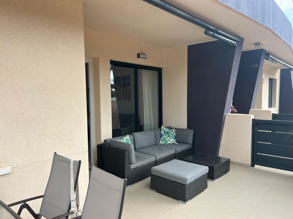 2 bedroom Townhouse for sale in Torre de la Horadada with pool - € 290,000 (Ref: 9679625)