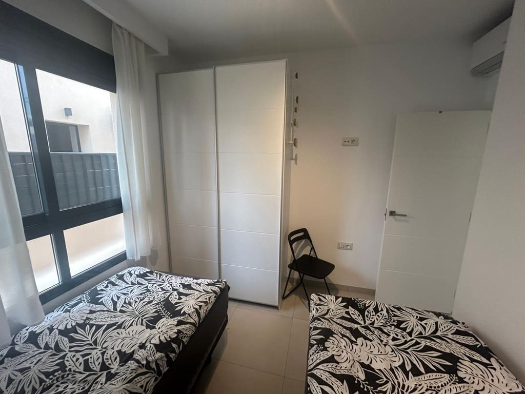 2 bedroom Townhouse for sale in Torre de la Horadada with pool - € 290,000 (Ref: 9679625)