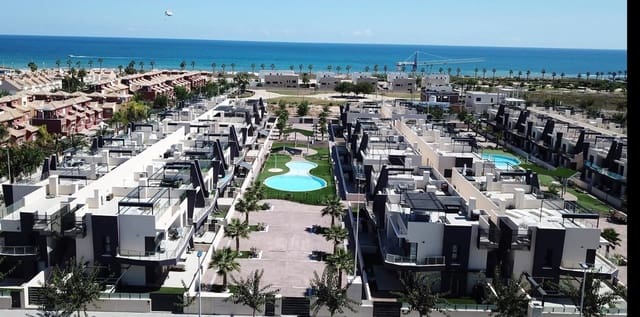 2 bedroom Townhouse for sale in Torre de la Horadada, Pilar de la Horadada with pool - € 290,000 (Ref: 9679625)