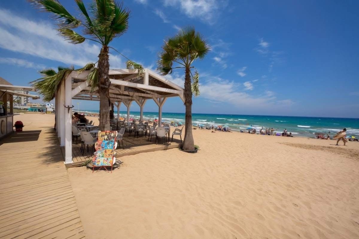 2 bedroom Townhouse for sale in Torre de la Horadada with pool - € 290,000 (Ref: 9679625)