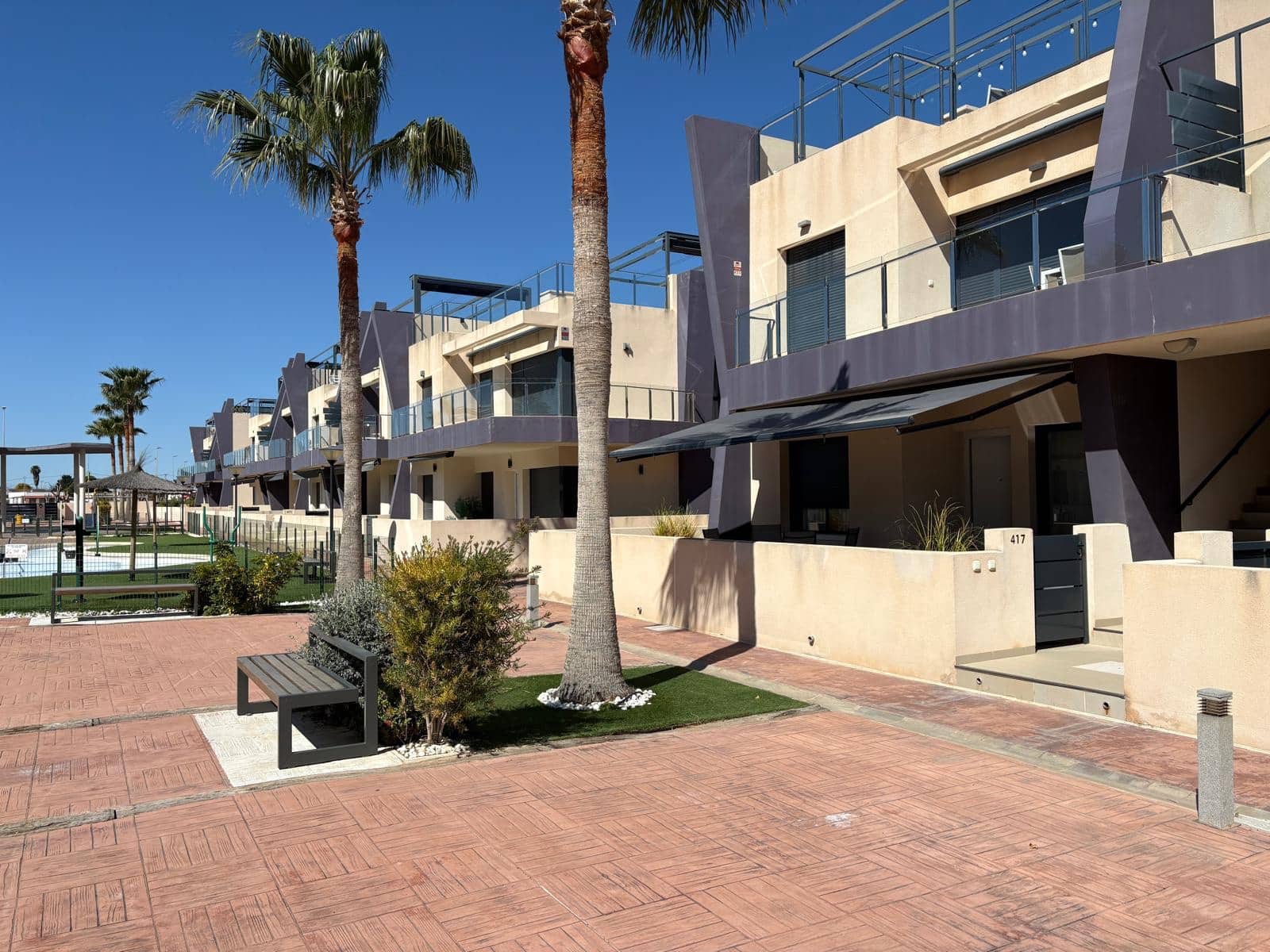 2 bedroom Townhouse for sale in Torre de la Horadada with pool - € 290,000 (Ref: 9679625)