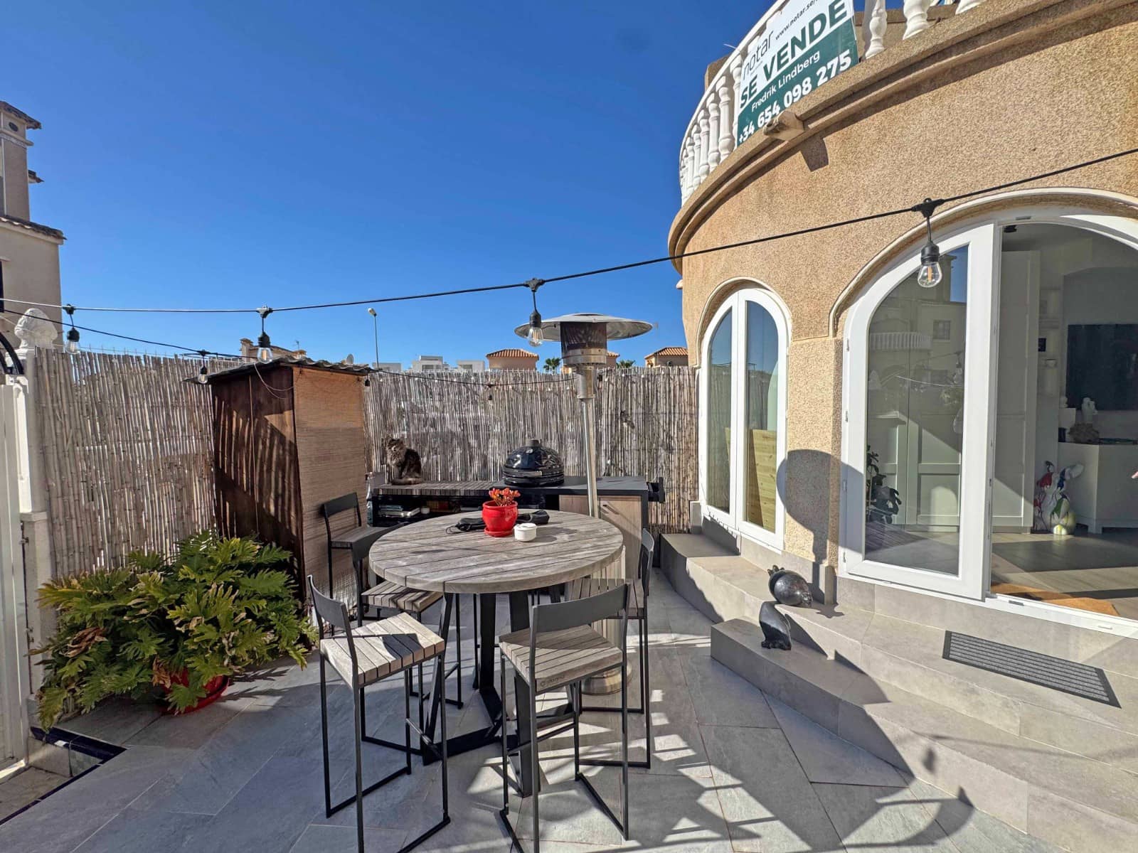 2 soveværelse Byhus til salg i Villamartin med swimmingpool - € 279.900 (Ref: 9686211)