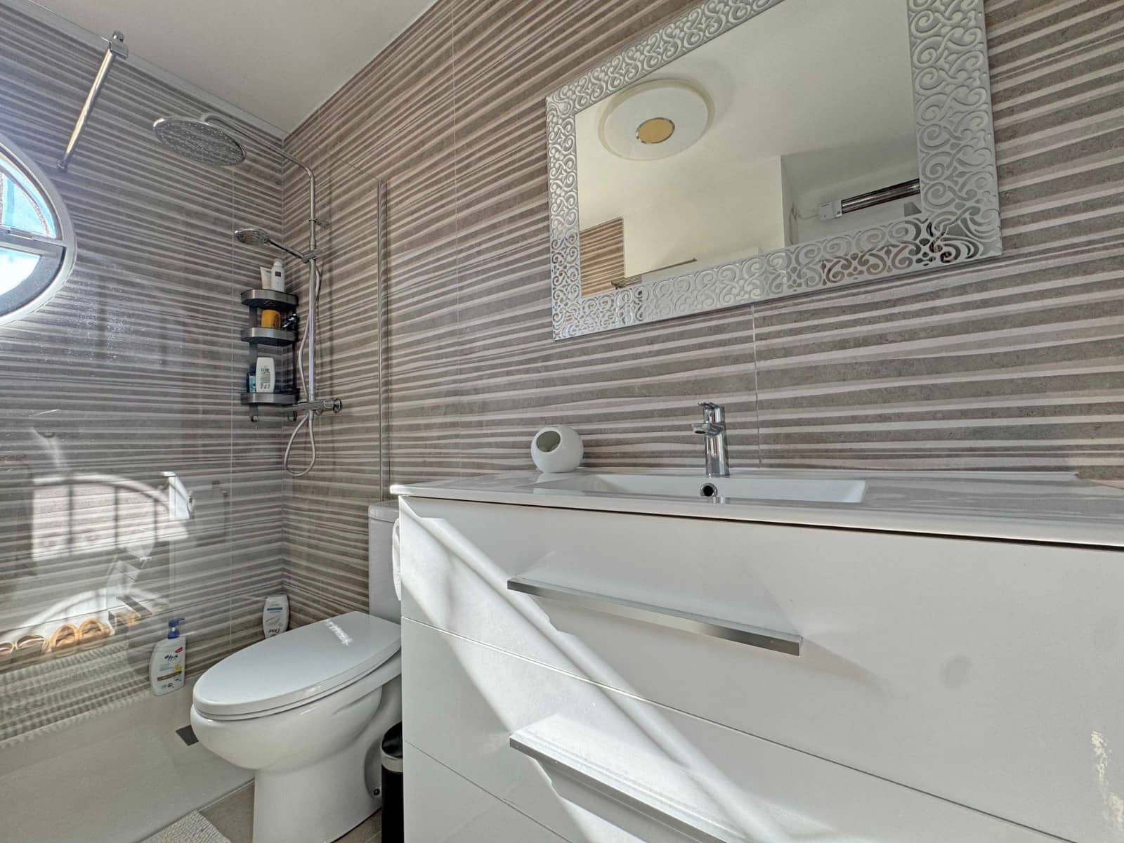 2 soveværelse Byhus til salg i Villamartin med swimmingpool - € 279.900 (Ref: 9686211)