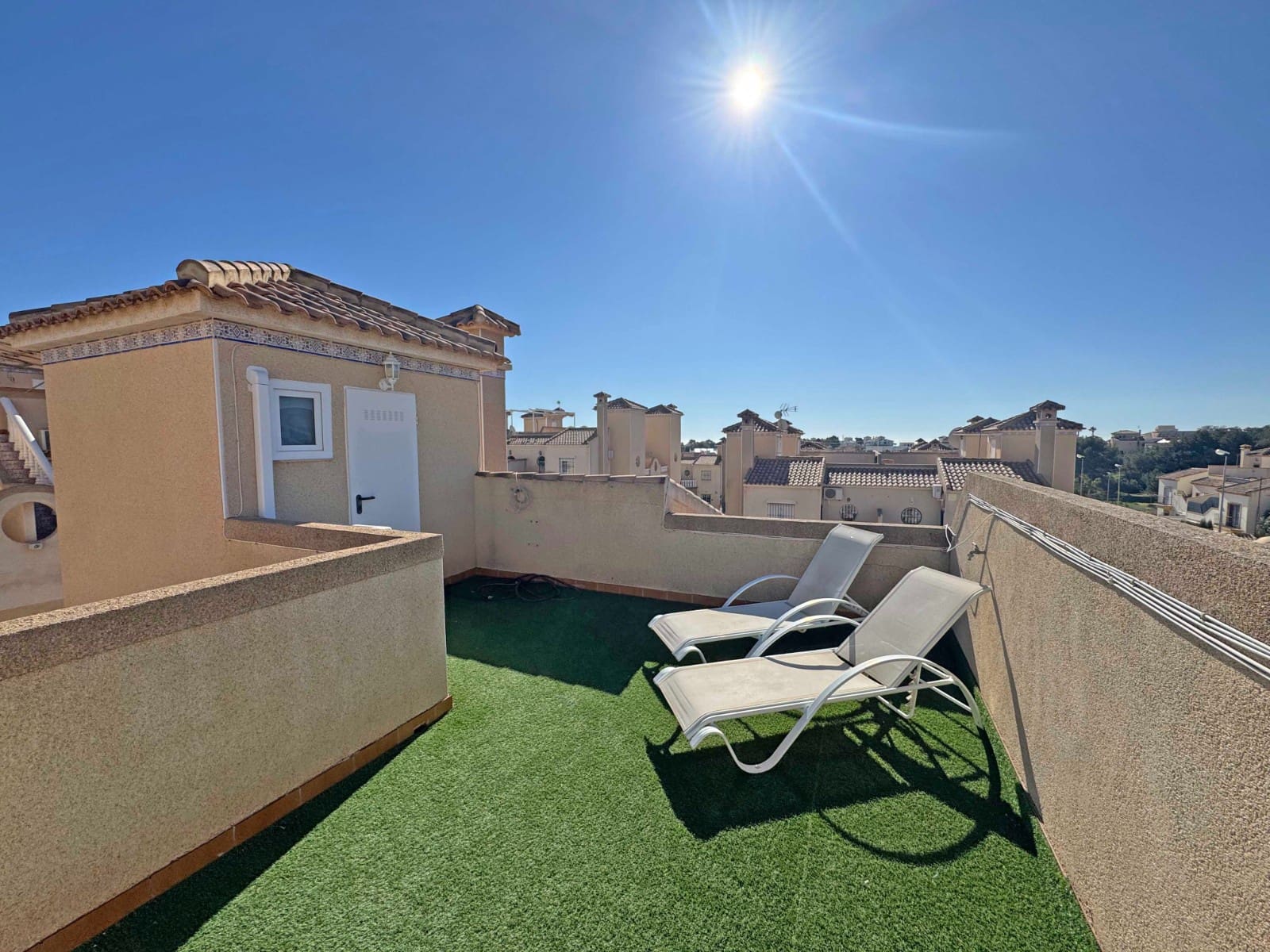 2 soveværelse Byhus til salg i Villamartin med swimmingpool - € 279.900 (Ref: 9686211)