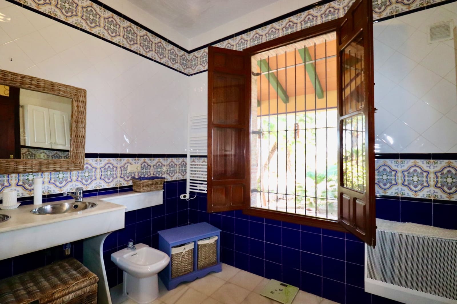 6 bedroom Finca/Country House for sale in Rojales with pool garage - € 619,000 (Ref: 9686212)