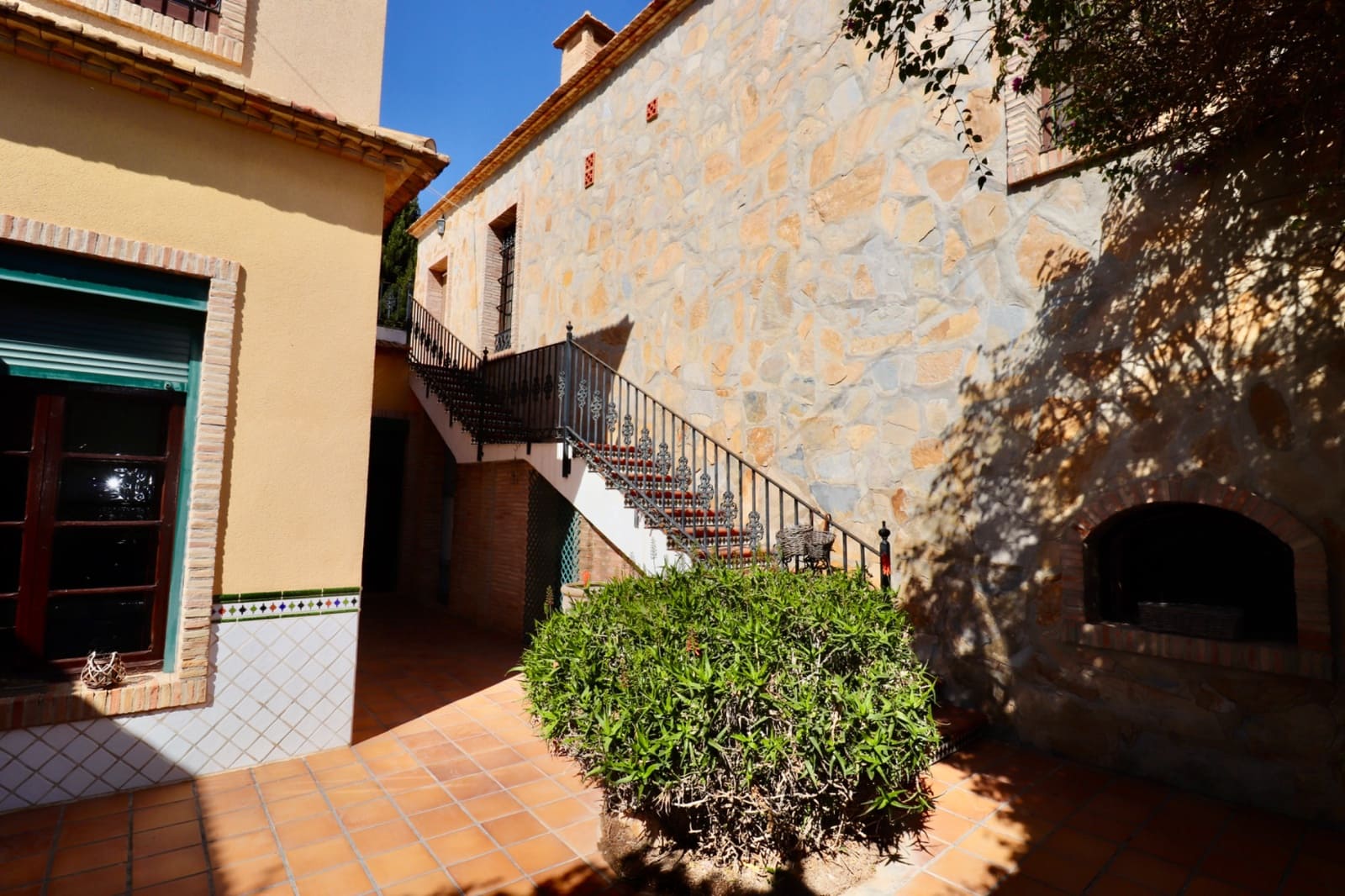 6 bedroom Finca/Country House for sale in Rojales with pool garage - € 619,000 (Ref: 9686212)