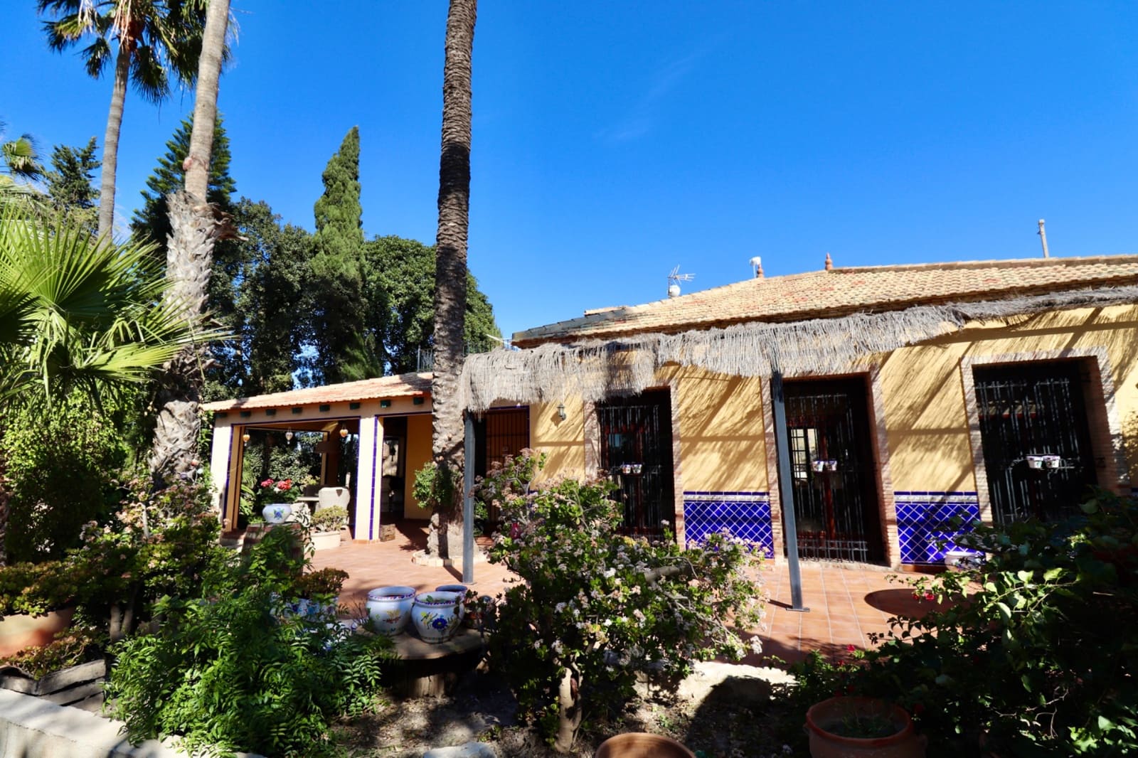 6 bedroom Finca/Country House for sale in Rojales with pool garage - € 619,000 (Ref: 9686212)