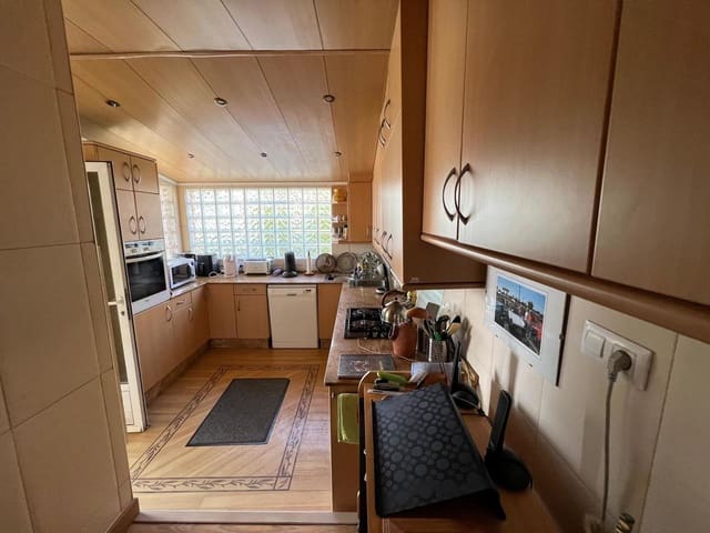 Chalet de 3 habitaciones en Cabo Roig, Orihuela en venta con piscina garaje - 790.000 € (Ref: 9690337)