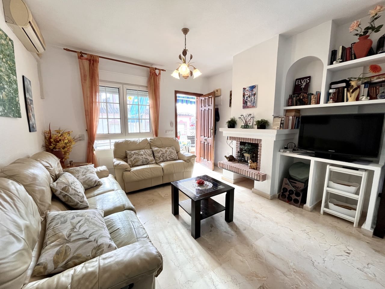 2 bedroom Apartment for sale in Playa Flamenca with pool - € 199,999 (Ref: 9728580)