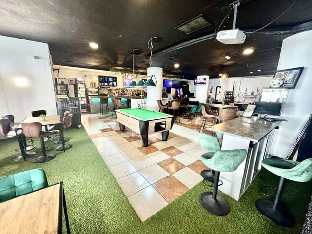 Local Commercial à vendre à San Miguel de Salinas - 99 950 € (Ref: 9760135)