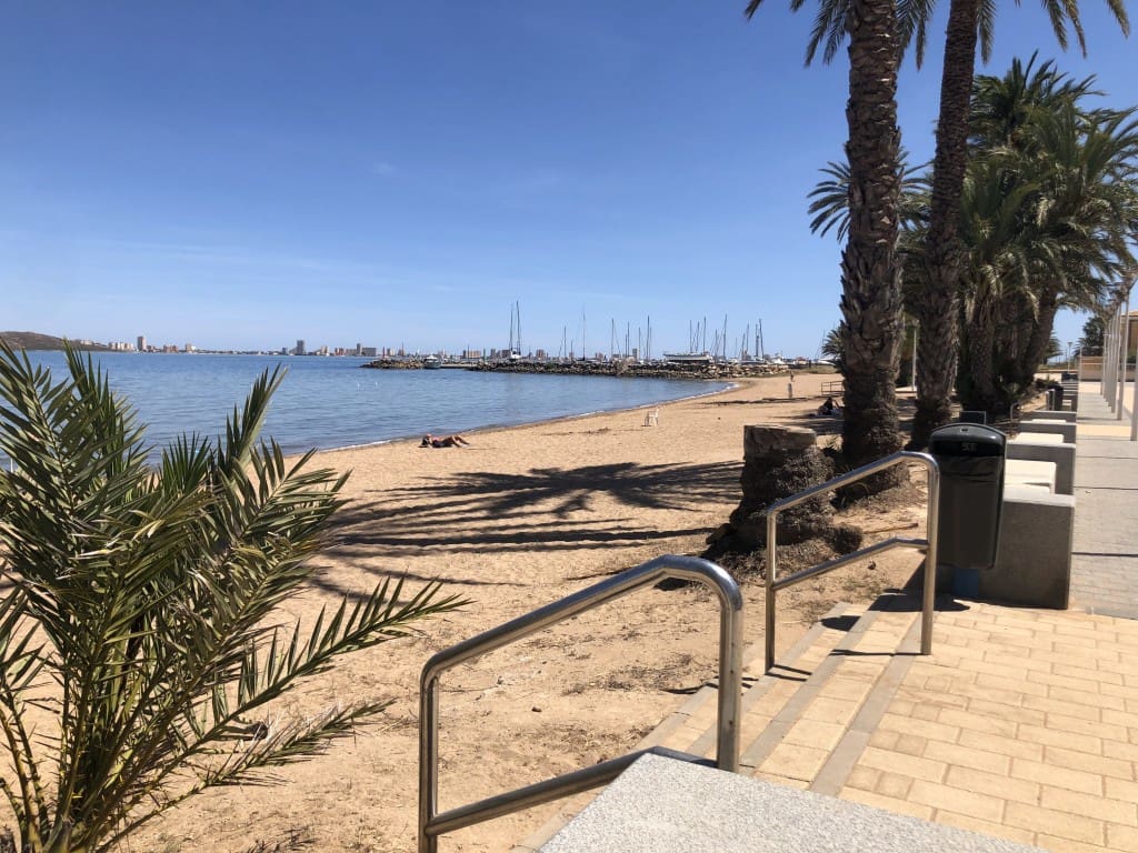 Ático de 3 habitaciones en Mar de Cristal en venta con piscina - 325.000 € (Ref: 9760139)