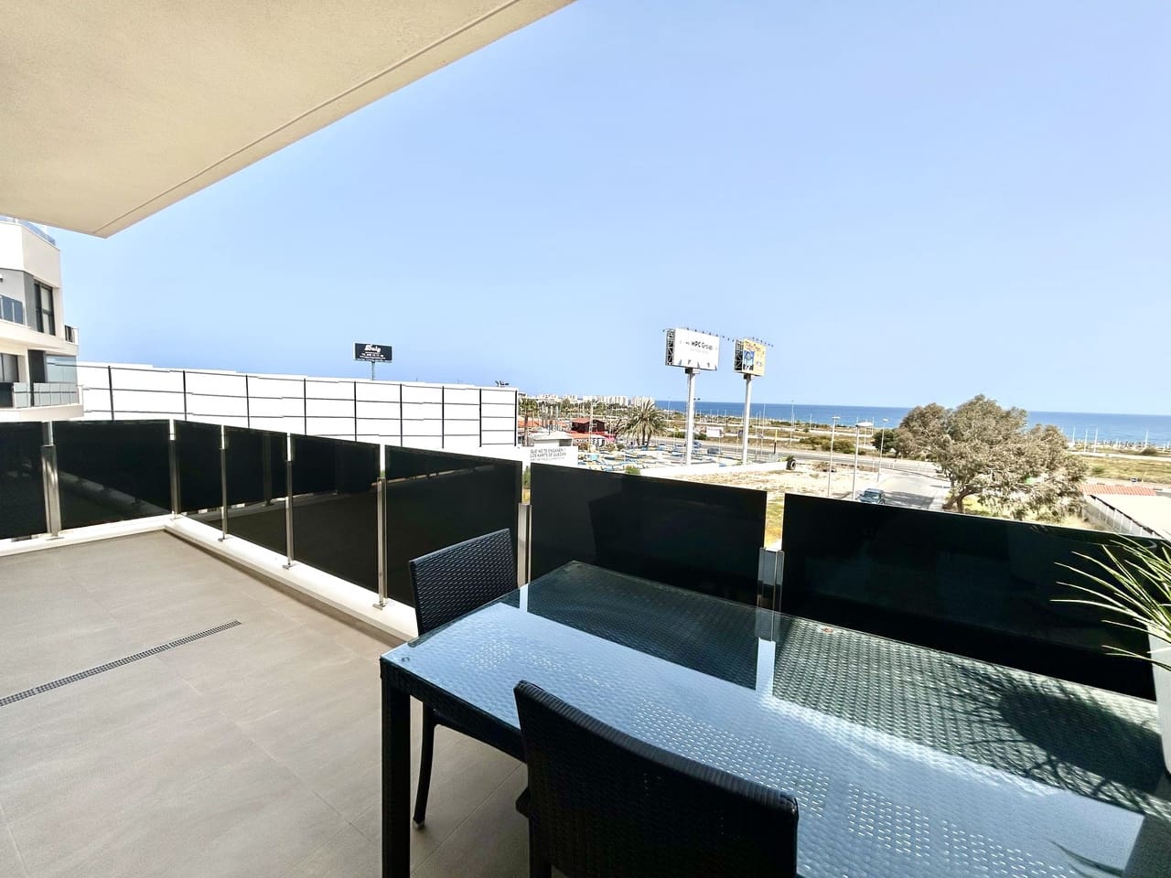 3 camera da letto Appartamento in vendita in Playa Flamenca con piscina garage - 450.000 € (Rif: 9760157)