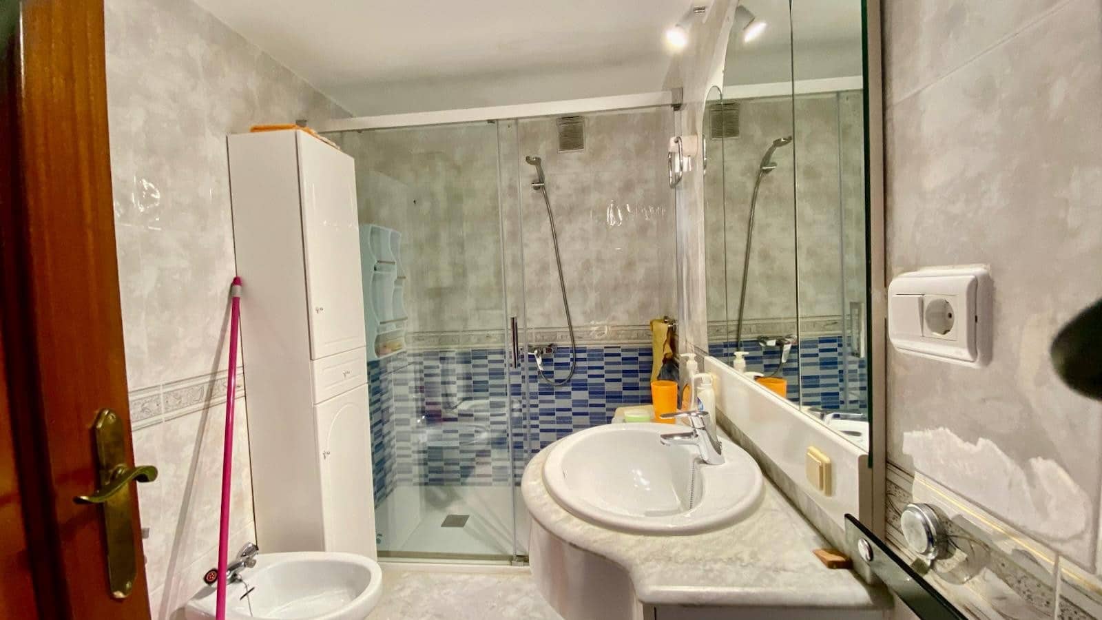 1 soveværelse Lejlighed til salg i Benidorm med swimmingpool garage - € 320.000 (Ref: 9761687)