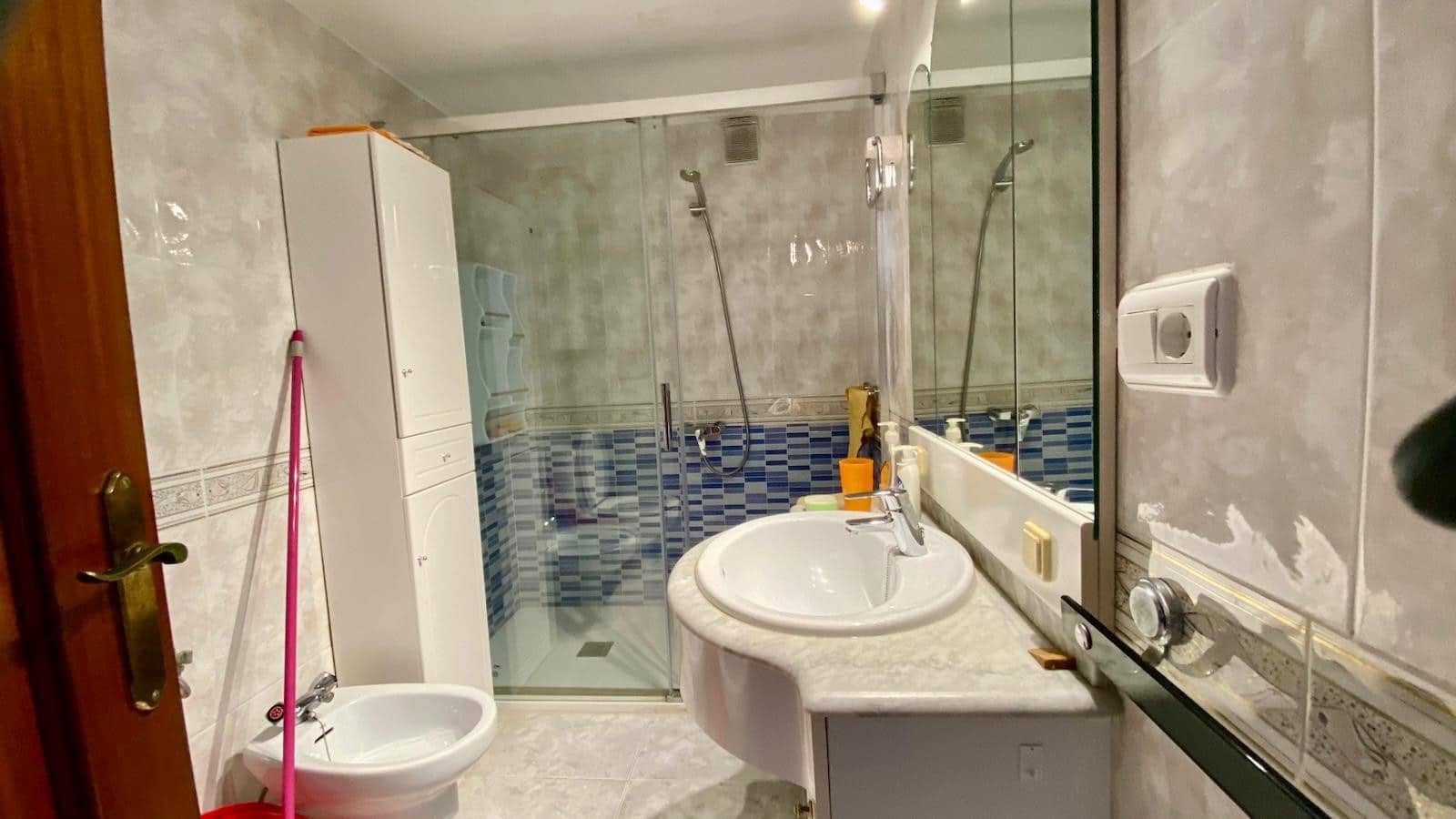 1 soveværelse Lejlighed til salg i Benidorm med swimmingpool garage - € 320.000 (Ref: 9761687)