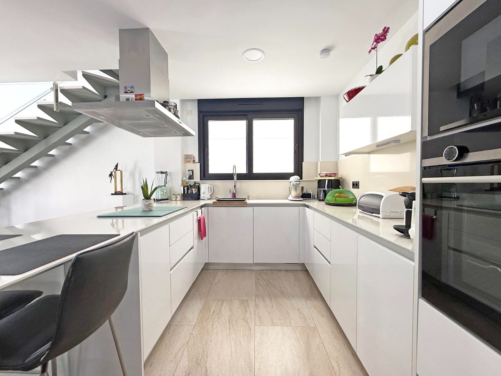 3 makuuhuone Huvila myytävänä paikassa Villamartin mukana uima-altaan - 495 000 € (Ref: 9761692)