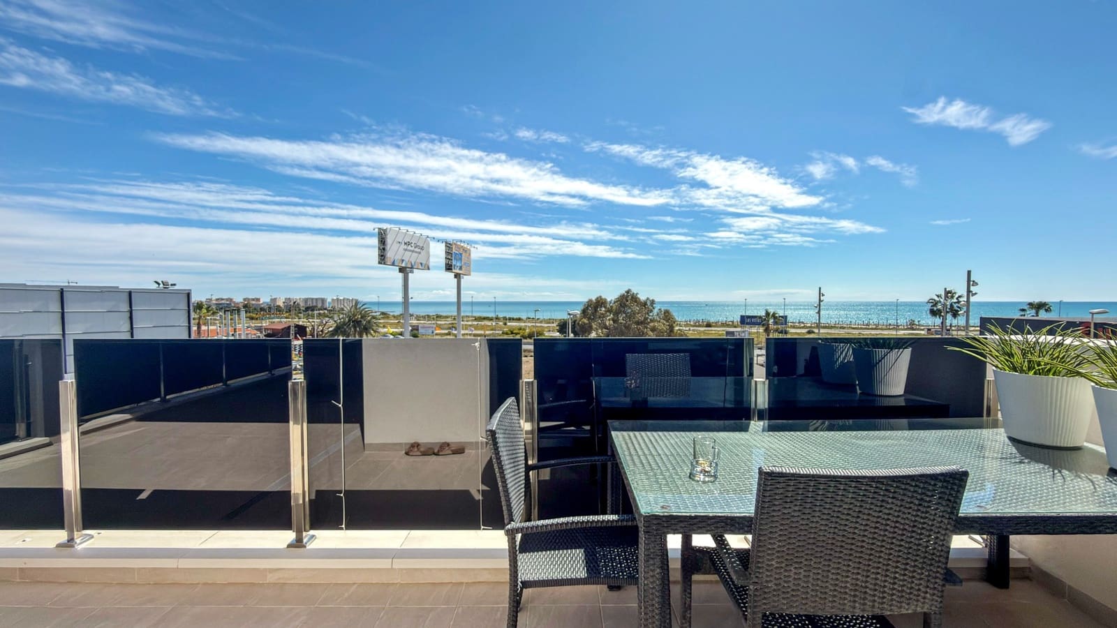 3 bedroom Apartment for sale in Playa Flamenca with pool - € 450,000 (Ref: 9761693)