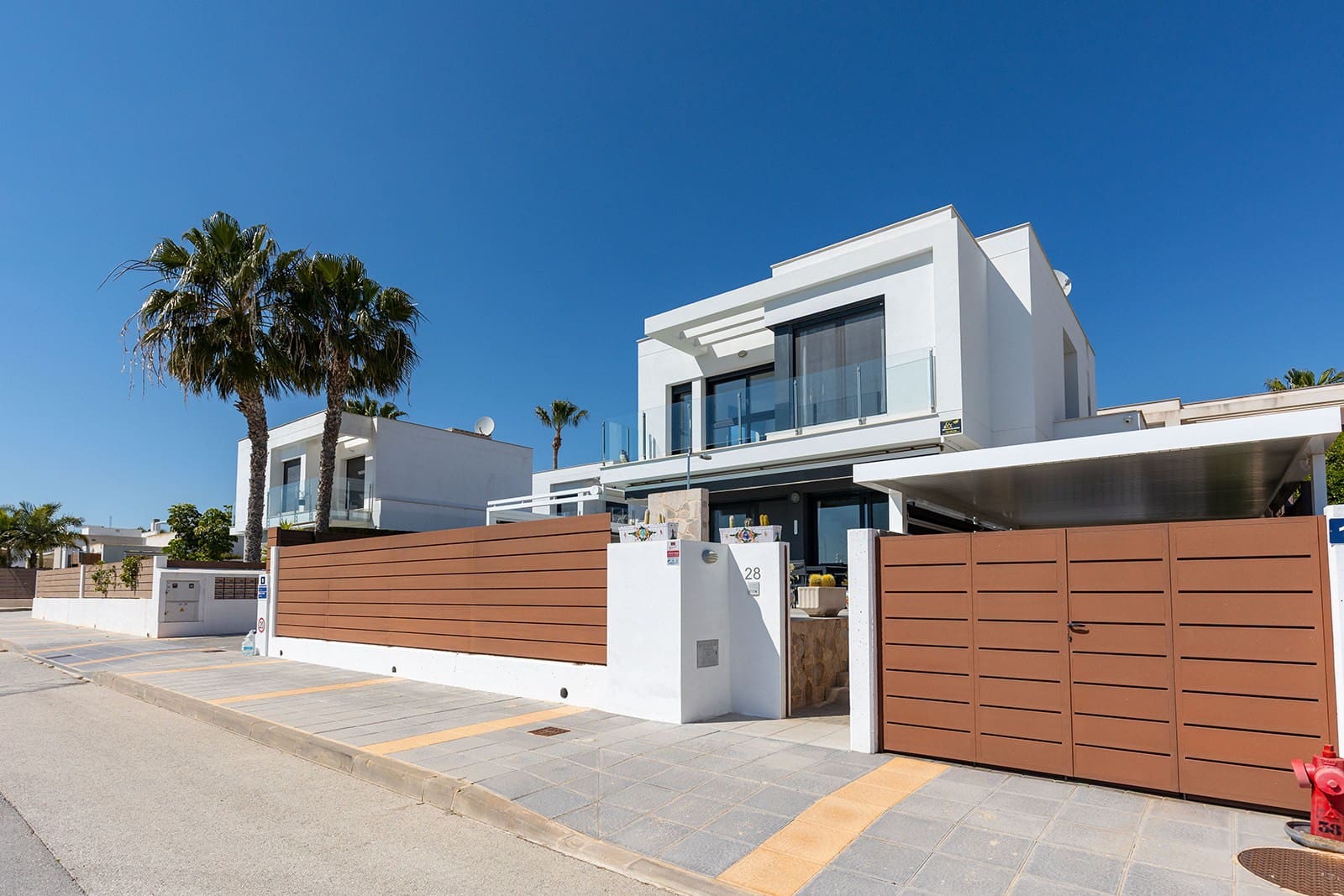 3 soveværelse Villa til salg i Vistabella med swimmingpool - € 419.500 (Ref: 9761694)