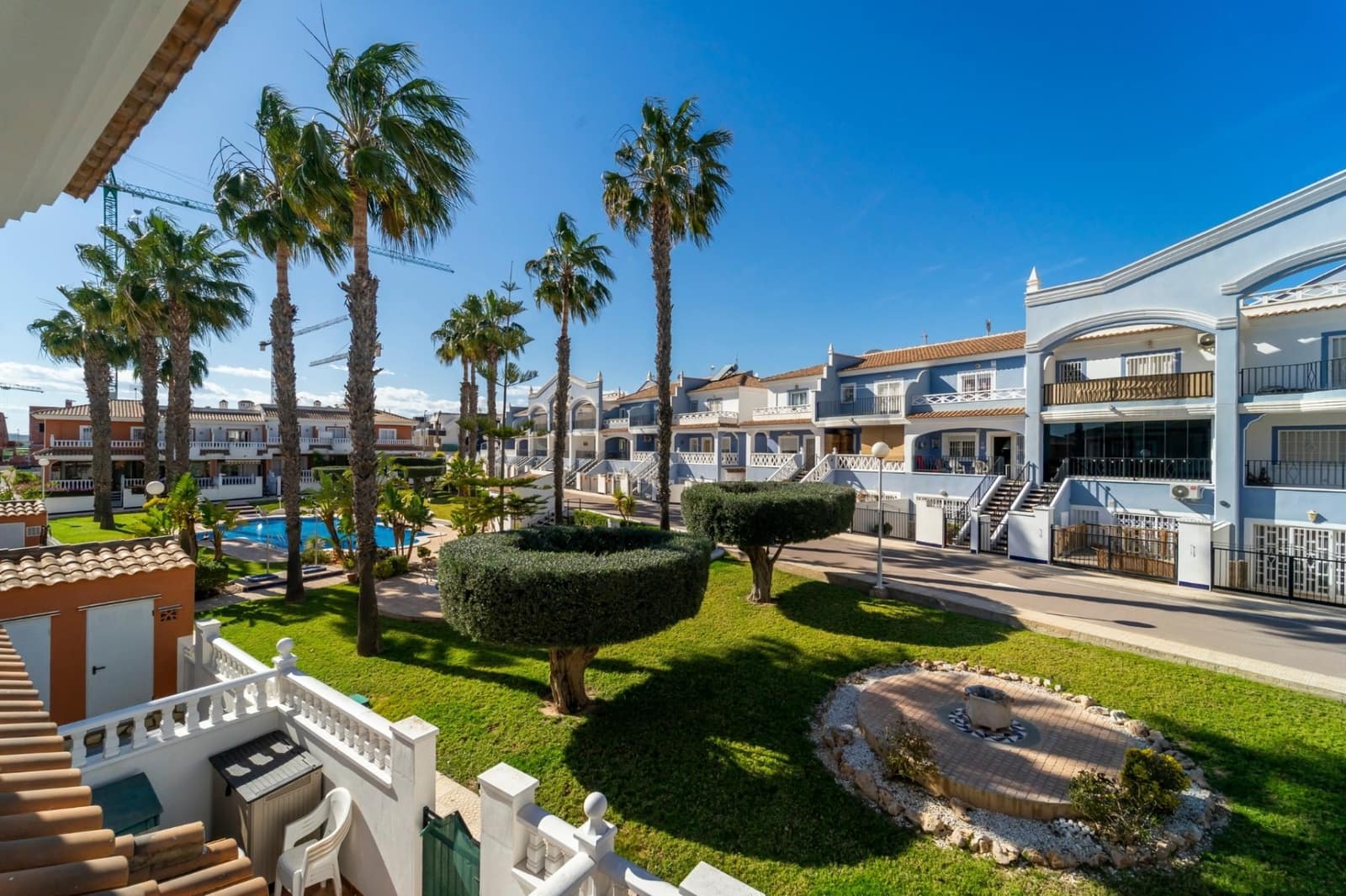 3 makuuhuone Omakotitalo myytävänä paikassa Ciudad Quesada mukana uima-altaan - 240 000 € (Ref: 9761697)